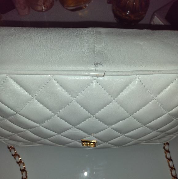 Authentic Vintage Givenchy Crossbody Bag with Gold Chainlink Strap - Picture 6 of 17